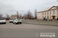 Поліцейські м. Лисичанська встановили двох неповнолітніх, які повідомили про замінування школи