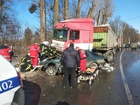 Вінницька область: рятувальники деблокували тіло загиблого у ДТП