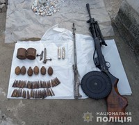 На Дніпропетровщині правоохоронці виявили зброю та боєприпаси