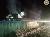 Чорнобаївські рятувальники ліквідували пожежу в надвірній споруді