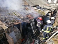 Києво-Святошинський район: внаслідок пожежі вогнем знищена недіюча господарча будівля