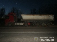 Коростишівська поліція затримала вантажівку з піском без документів