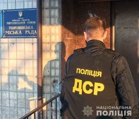 На Київщині поліцейські викрили заступника Миронівського міського голови: частину з максимально нарахованих премій працівники віддавали посадовцю