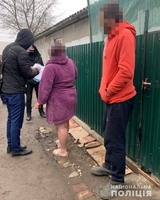 На Одещині правоохоронці викрили 27-річну жінку в інтернет-шахрайстві з продажем одягу