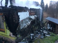 Вогнеборці Тячівщини гасили пожежу житлового будинку в умовах високогір'я