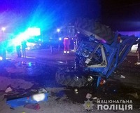 На Полтавщині поліція встановлює обставини ДТП, в якій травмовано водія