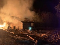 Балаклійський район: рятувальники ліквідували масштабну пожежу на пилорамі, під час якої загинув чоловік
