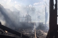 Вовчанський район: внаслідок пожежі знищено 2 приватних будинки і сарай
