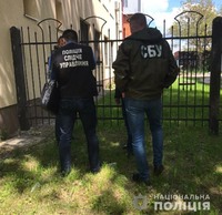 На Буковині поліцейські затримали адвоката за одержання неправомірної вигоди за вплив на рішення суду
