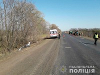 Поліція Полтавщини встановлює обставини ДТП, в якій загинув мотоцикліст