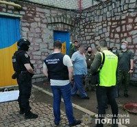 Миколаївські міграційні поліцейські затримали та невдовзі видворять громадянина Грузії, який позиціонував себе «смотрящим» у колонії