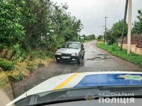 Внаслідок конфлікту на дорозі у жителя Южноукраїнська відібрали ВАЗ - поліцейські оперативно затримали за угон двох братів