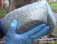 У Путивлі поліцейські викрили чоловіка в незаконному зберіганні наркотиків