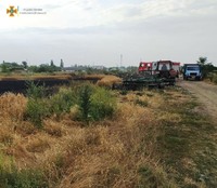 Смт Високопілля: рятувальники ліквідували пожежу на пшеничному полі