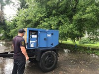 На Донеччині рятувальники надали генератор для підключення електроенергії у селищній раді