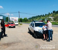 Поліцейські Івано-Франківщини затримали збувача наркотичних речовин