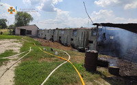 Харківський район: рятувальники локалізували пожежу на території приватного фермерського господарства