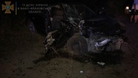 Рятувальники деблокували постраждалого з понівеченої автівки