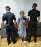 Прилуцькі поліцейські затримали підозрювану в крадіжці майже 140 тисяч гривень з оселі пенсіонерки