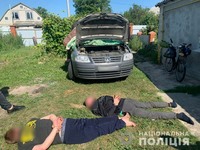 Вдарили ножем та викрали авто: поліція Київщини затримала групу розбійників, які здійснили напад на пасічника