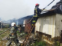 Степанські рятувальники спільно з місцевою пожежною командою та лісниками ліквідували пожежу у приватному господарстві
