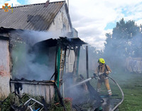 Полтавський район: вогнеборці ліквідували пожежу на території приватного домоволодіння