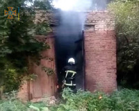 М. Жовква: вогнеборці ліквідували пожежу в закинутій будівлі