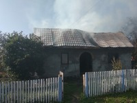 Корецькі вогнеборці спільно з місцевим населенням врятували від знищення вогнем житловий будинок