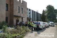 На одному з підприємств Тернопільщини поліцейські виявили двох порушників міграційного законодавства