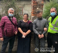 На Львівщині поліцейські затримали співмешканців, підозрюваних у збуті «канабісу»