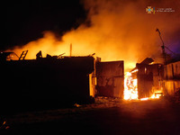 В Уманському районі рятувальники ліквідували пожежу в будівлі пекарні