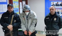 «Нічний покупець» у крамниці. В Южноукраїнську поліція охорони затримала порушника під час крадіжки