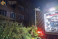 Шепетівський район: в Ізяславі під час пожежі в житловому будинку вогнеборці врятували жінку