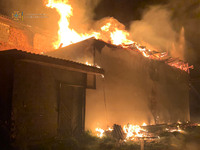 Львівська область: вогнеборці ліквідували пожежу на території деревообробного підприємства