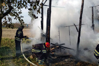 Шепетівський район : полонські рятувальники ліквідували пожежу господарчої споруди