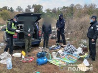 Поліцейські Чернігівщини затримали у Бобровиці групу заїжджих квартирних злодіїв