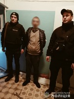 Крадій-невдаха: правоохоронці Київщини затримала чоловіка за спробу пограбувати банкомат в Кагарлику