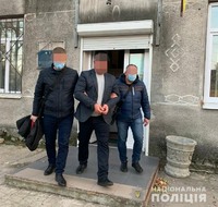 На Дніпропетровщині поліцейські затримали голову сільської ради за вимагання хабаря
