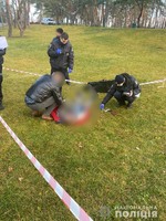 Поліцейські Бучанщини затримали зловмисника, який до смерті побив перехожого в Ірпені
