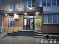 У Новограді-Волинському поліцейські затримали причетного до грабежу в магазині