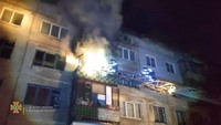 М. Дружківка: під час ліквідації пожежі у багатоповерхівці вогнеборцями було врятовано жінку та 2 особи загинули