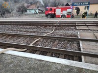 Воловецькі рятувальники ліквідували загорання на території приватного господарства
