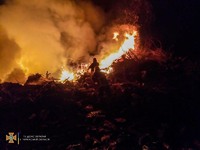 Звенигородські рятувальники ліквідували пожежу на відкритій території