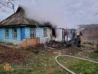 У Черкаському районі рятувальники ліквідували пожежу житлового будинку