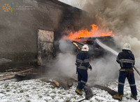 М. Радехів: вогнеборці ліквідували пожежу в складській будівлі