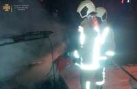 Полтава: рятувальники ліквідували пожежу в автомобілі