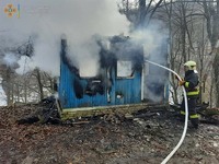 Перечинські рятувальники ліквідували пожежу на території лікувально-оздоровчого комплексу