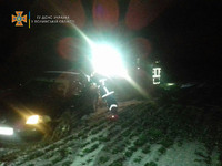 На Волині рятувальники відбуксирували два легкові автомобілі й рейсовий автобус із бездоріжжя