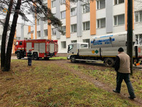 Яворівський район: рятувальники витягнули автомобіль, який доправляв кисень до лікарень