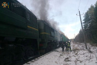Чернігівський район: рятувальники ліквідували пожежу локомотиву